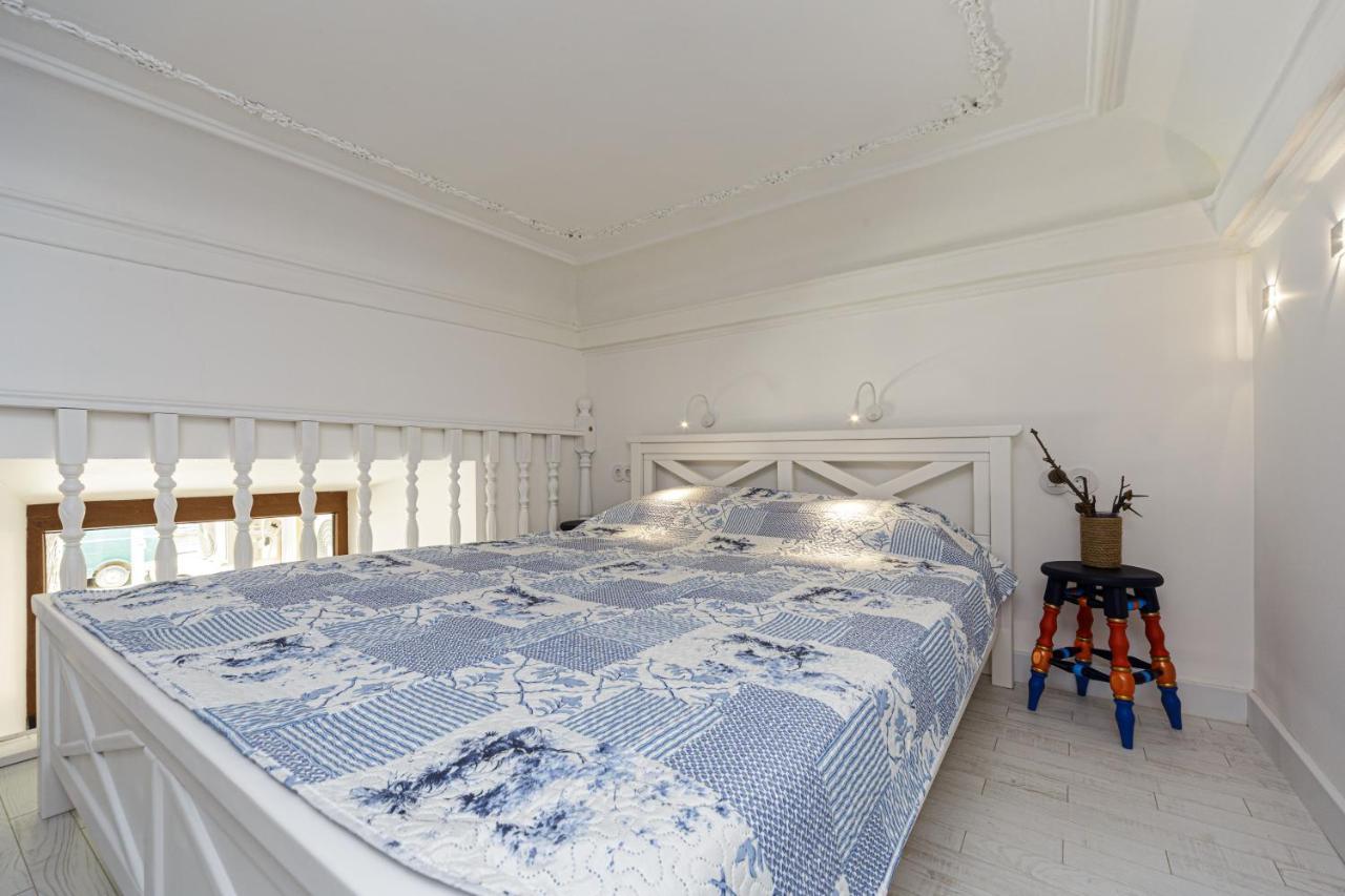 Old Town - Self Check-In Apartment Odessa Luaran gambar